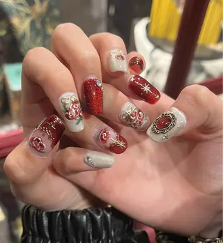ネイル meRK 🦋愛海のマツエク・マツパデザイン