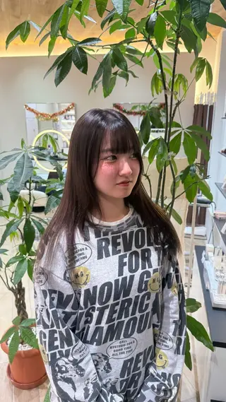 セミロング カラー 艶髪/似合わせカラー ️🫧りの️🫧のヘアスタイル