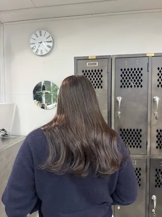 ロング INORI|艶カラ ー|フェイスレイヤーのヘアスタイル