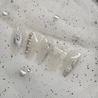 ネイル AngelChris ビューティーサロンのネイルデザイン