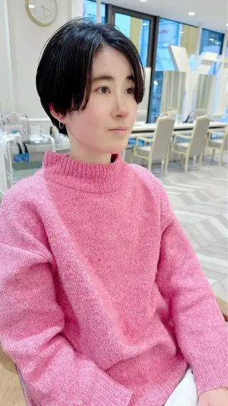 ショート ベージュ/インナー カラー🤍Rieのヘアスタイル