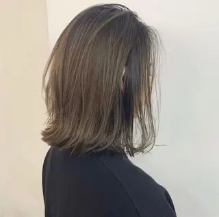 ミディアム カラー SYS by fit /HONOKAのヘアスタイル
