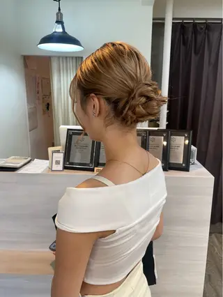 ヘアアレンジ 西岡 幸穂のヘアスタイル