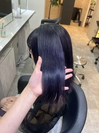 ミディアム トリウミ カホのヘアスタイル