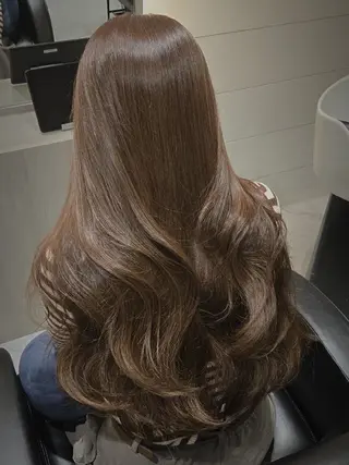 ロング カラー &chaLme   心斎橋所属・emi/髪質改善/ 韓国風/艶カラーのヘアスタイル