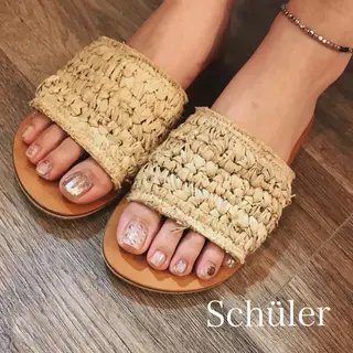 ネイル Schüler所属・野内 まきのネイルデザイン