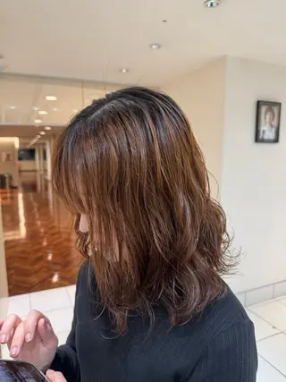 ミディアム パーマ TONI&GUY おおくらさくらのヘアスタイル