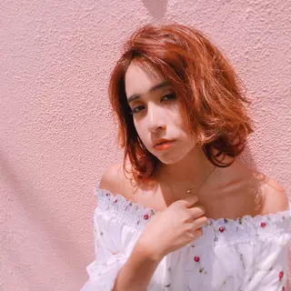 ミディアム カラー 四ッ井 翔のヘアスタイル