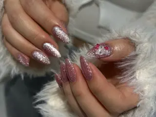 ネイル uri☺︎︎ natsumiのネイルデザイン