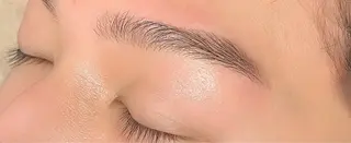 アイブロウ メンズ特化 ティアラのヘアスタイル