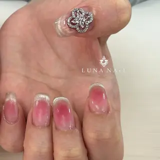 ネイル アトリエ　ミモザ所属・いまむら あかりのネイルデザイン