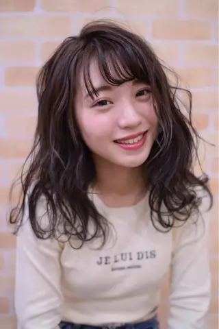 ミディアム カラー ハイトーンカラー RYUのヘアスタイル