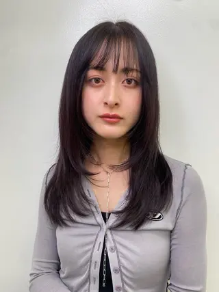 ロング 飯ヶ谷 成海のヘアスタイル