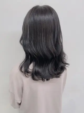 セミロング カラー ⛄️冬の透明感 カラー⛄️大西のヘアスタイル
