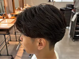 ショート パーマ メンズ 【フェード/フェザー パーマ/千葉駅】のヘアスタイル