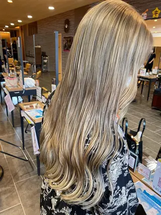 ロング Gain池下 レディースのヘアスタイル