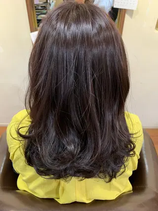 セミロング カラー 井上 涼花のヘアスタイル