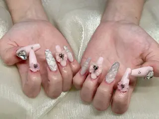ネイル Rola kira nail salon所属・Rola kira 麗のネイルデザイン
