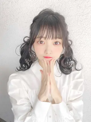 セミロング ヘアアレンジ 💖透明感カラー💖 坂本万由子のヘアスタイル