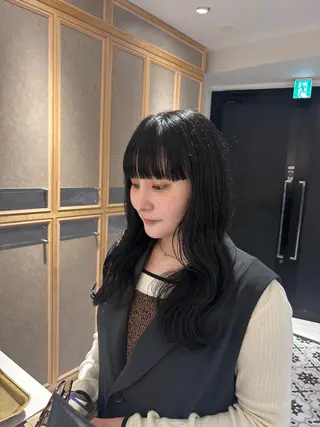 カラー miko🪽地毛風/ ハイトーン/レイヤーのヘアスタイル