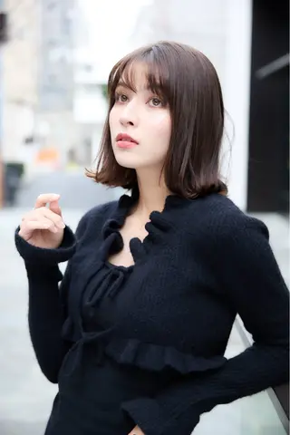 ミディアム カラー オリーブ/グレージュ 💐🤍理保のヘアスタイル