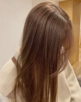 ロング 田森 彩花のヘアスタイル