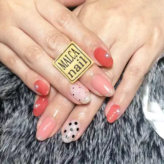 ミディアム カラー パーマ キッズ ネイル マツエク・マツパ MALCAnail(マルカネイル)所属・荒木 莉奈のネイルデザイン