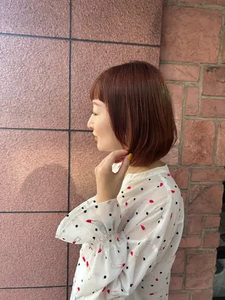 カラー 岡田 知佳のヘアスタイル