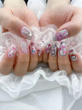 ネイル 五十嵐 美智のネイルデザイン