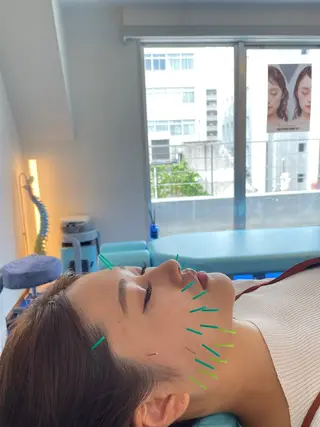 小顔美容鍼専門サロン 渋谷YZのエステ・リラクイメージ