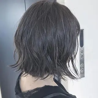 ショート カラー パーマ ナツメダ ダイキのヘアスタイル