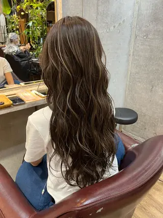 ロング カラー Trill所属・縮毛矯正/癖毛卒業 🕊️/SATOKOのヘアスタイル