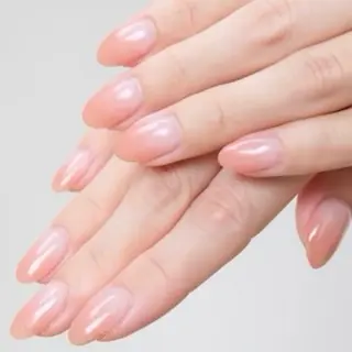 ネイル なかやまネイルクリニックサロン所属・中山 友希のネイルデザイン