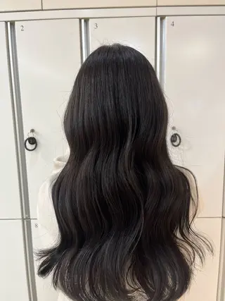 ロング カラー KEEN.渋沢/ 横溝小夏のヘアスタイル