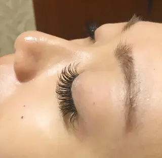 マツエク・マツパ 中谷 明日香のヘアスタイル