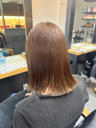 ミディアム カラー 透明感カラー ｜ベー ジュ｜齊藤ひなののヘアスタイル