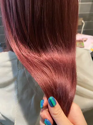 ロング カラー 中井 一葉のヘアスタイル