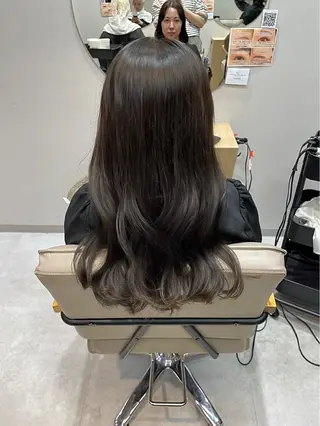 ロング 🫧透明感カラー 特化美容師/すず🫧のヘアスタイル
