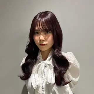 ロング カラー 松山 葵葉のヘアスタイル
