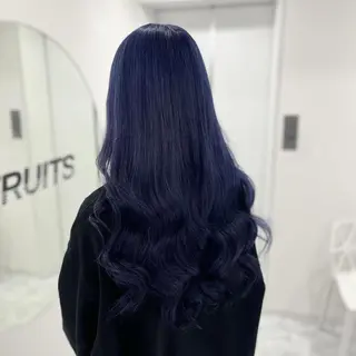 セミロング カラー ヘアアレンジ 🩵色落ち可愛い 寒色カラー🩵のヘアスタイル