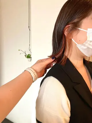 ミディアム カラー 前川 華恋 / room3のヘアスタイル