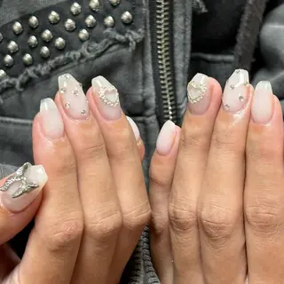 ネイル IYOU NAIL町田店所属・IYOUNAIL- Piggyのネイルデザイン