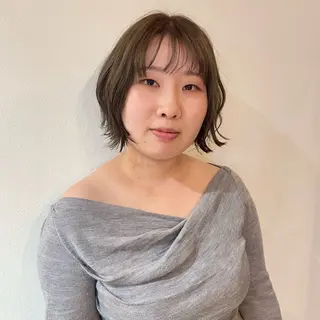 ショート ROCAReTA FOR HAIR 千本丸太町店所属・なかがきはな/ボブ/ レイヤー/パーマのヘアスタイル