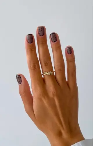 ネイル 高木 維麗絲のネイルデザイン