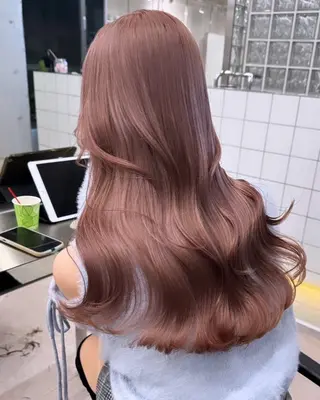 ロング カラー 🐯ミルクティーベー ジュ/大雅🐯のヘアスタイル