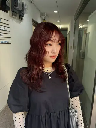 カラー 安藤 ましろのヘアスタイル