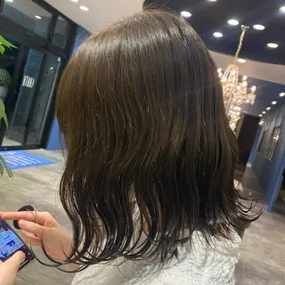ミディアム カラー ヘアアレンジ 海外カラー白髪ぼかし ティファニーサユリのヘアスタイル