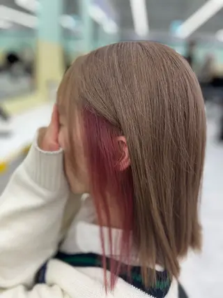 ロング カラー ハイトーンカラー 🦄レイヤーカットのヘアスタイル