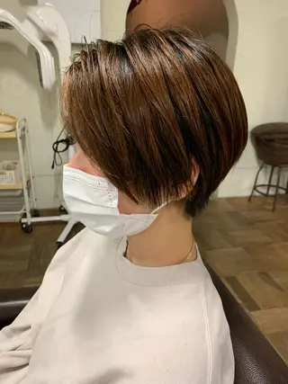 ショート ヤナギウチ エリカのヘアスタイル