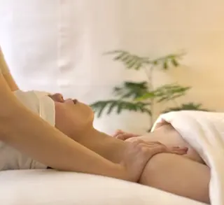 凛とひらくデコルテ Spa　“koti”のエステ・リラクイメージ